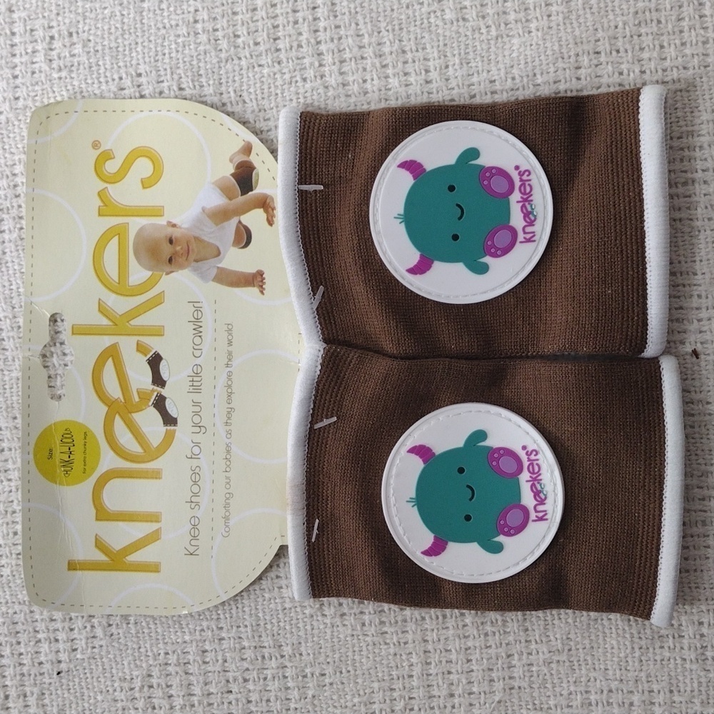 NWT Kneekers by Ah Goo Baby Lil Monster Baby Knee Pads  crawling sz Extra Chunky